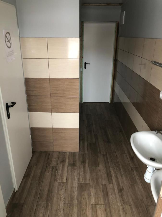 Hostel Laurita Kaunas Kültér fotó