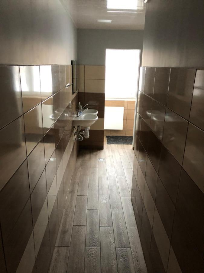 Hostel Laurita Kaunas Kültér fotó